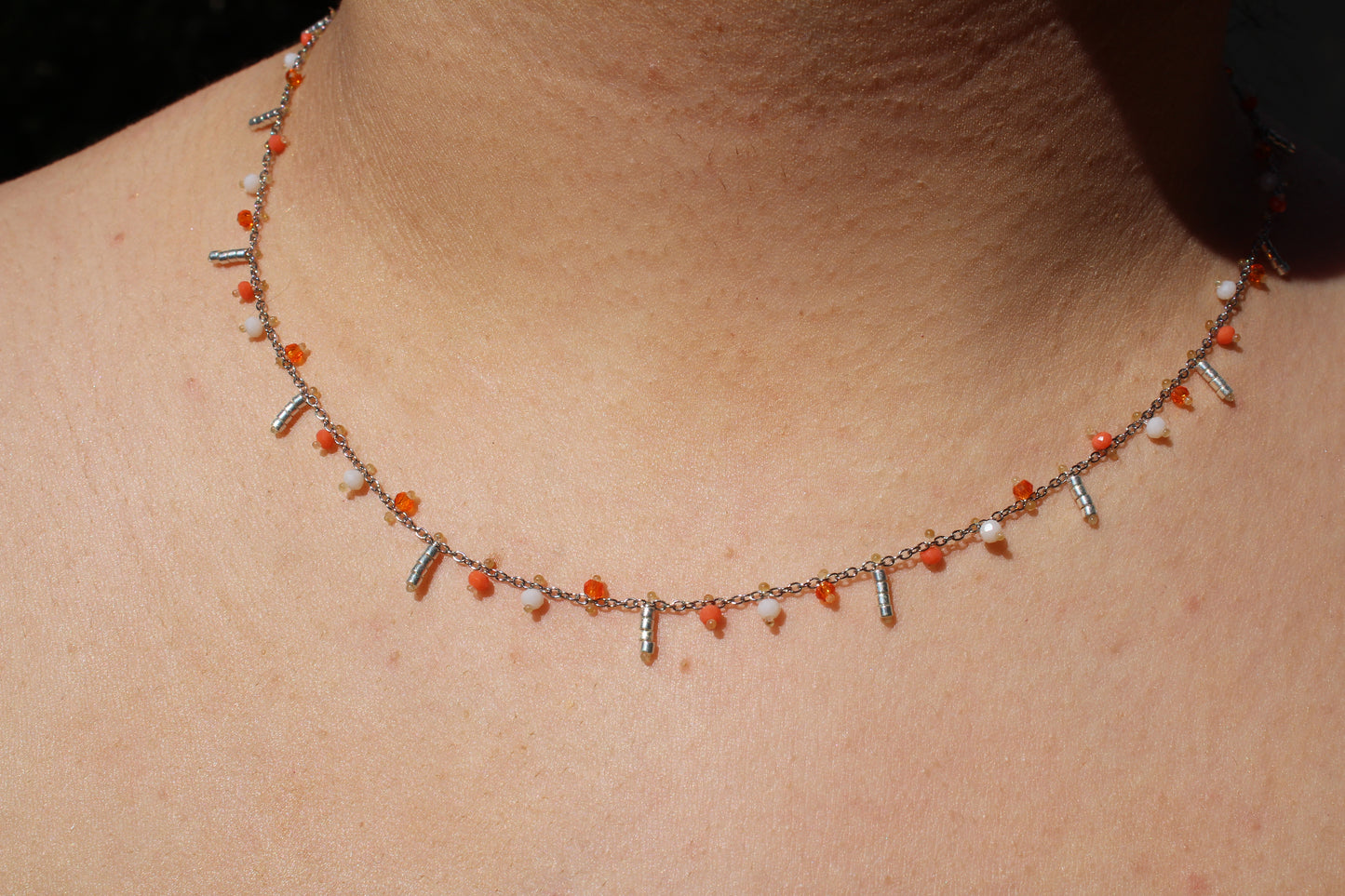 COLLIER IRIS / orange et beige