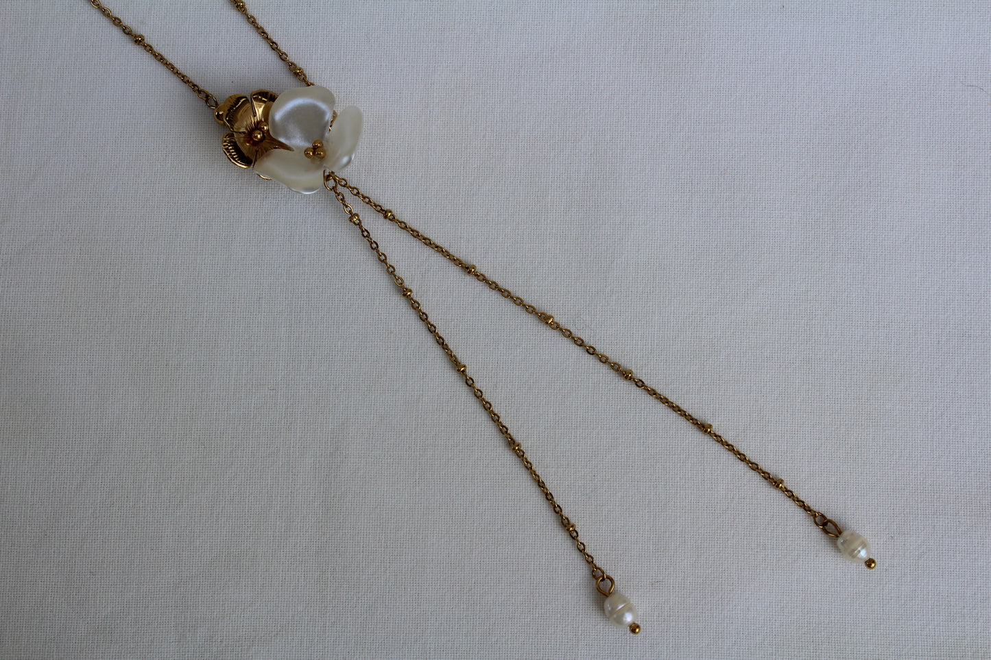 COLLIER DE DOS FLORA / doré ou argenté