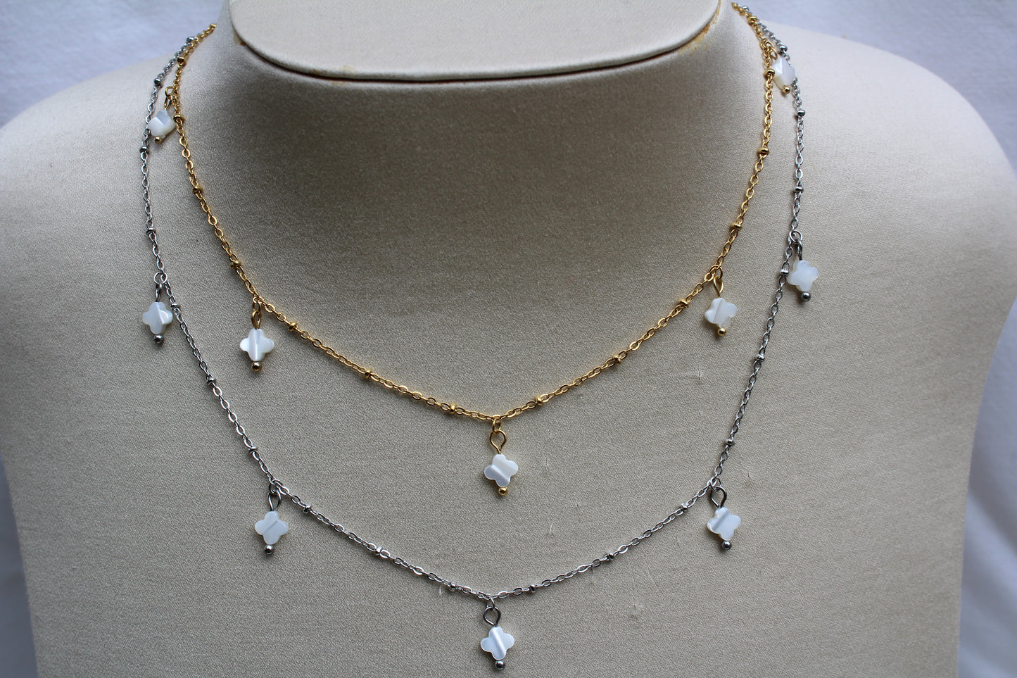 COLLIER JULIA